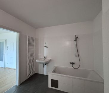 Perfekt aufgeteilte 2-Zimmer-Wohnung mit Einbauküche - Photo 6