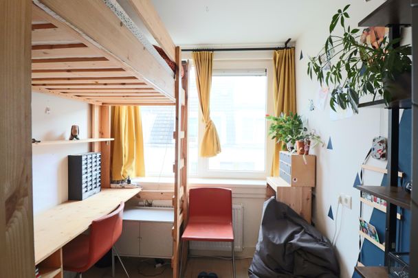 Jelle Posthumapad 73 1106 ZP Amsterdam - Foto 1