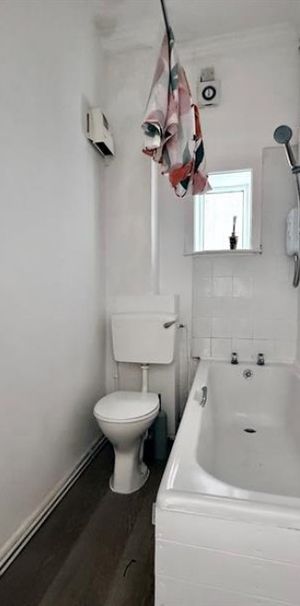 1 Bedroom Apartment Available Arranging tenancy - Photo 1