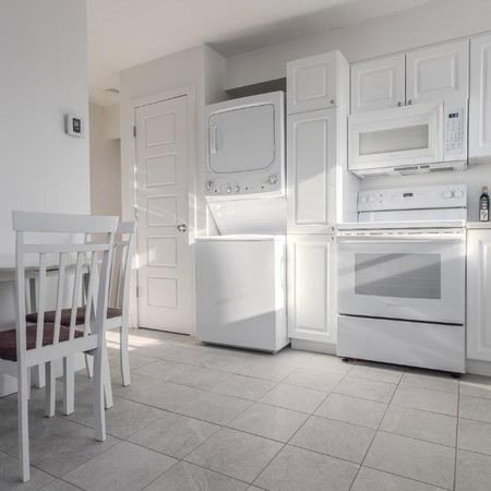 *** CESSION DE BAIL *** Beau 3 1/2 meublé disponible le 1er novembre 2025 - Photo 4