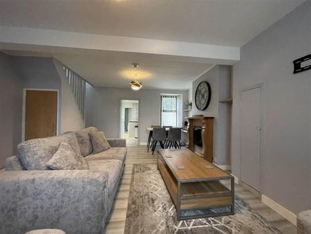 2 Hill Street, Crumlin, BT29 4XG - Photo 2