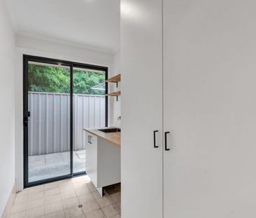 3 Bedroom Home In Great Location - Photo 4