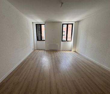 Location Appartement 2 pièces 48m² CHAMBERY 73000 - Photo 3