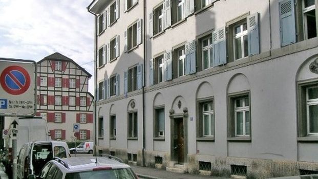 Hübsche Altbauwohnung im Zentrum der Kleinbasler Innenstadt - Foto 1