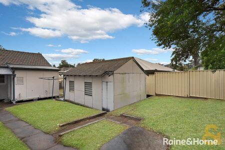 Air Conditioned Home - Photo 2