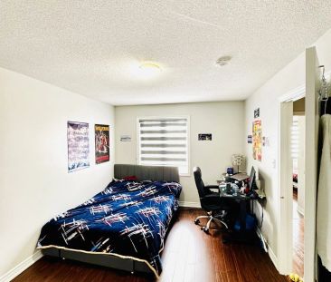 25 Windflower Road #UPPER - Photo 2