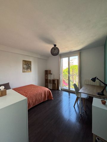 Apartment - Photo 3