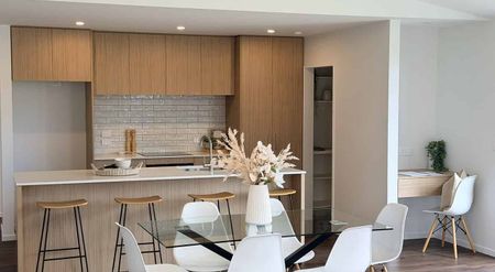 Charming 3BR Home in Peaceful Woodend - Photo 3