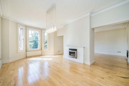 3 bedroom flat to rent - Photo 2