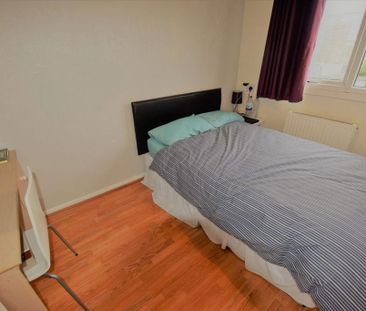 5 bedroom house to rent - Photo 3