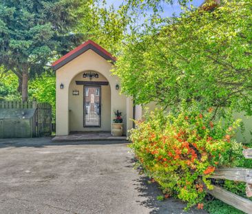 For Lease - 42 Forty First St Street, Toronto, Ontario - Photo 5