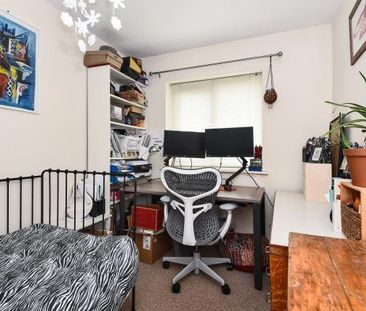 3 bedroom terraced house to rent - Photo 5