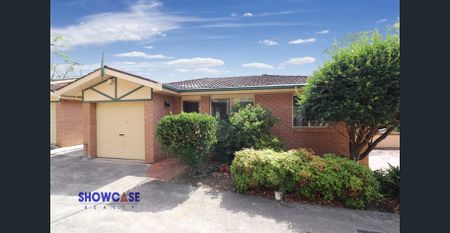 Single Level Villa With Updated Kitchen - Photo 5