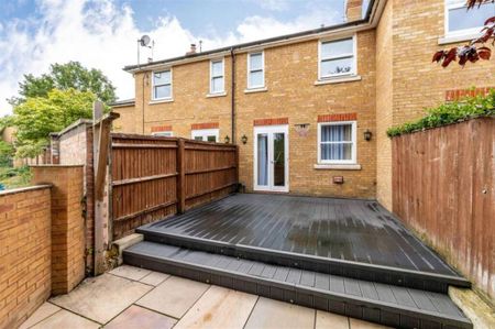 2 bedroom terraced house to rent - Photo 5