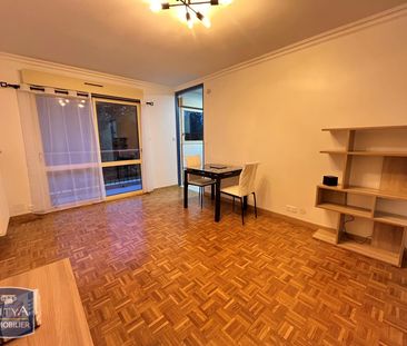 Location Appartement 1 pièce 28m² BOURGES 18000 - Photo 2