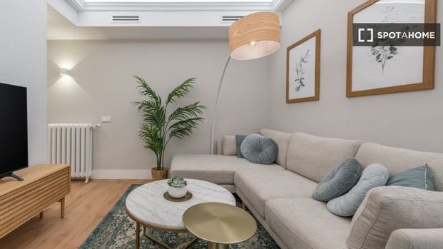 3 room luxury Apartment for rent in Madrid, Spain - Photo 1