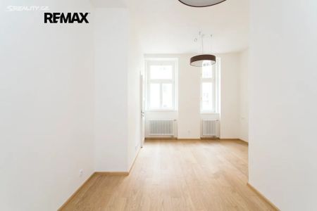 Pronájem bytu 4+kk 164 m² - Фото 3