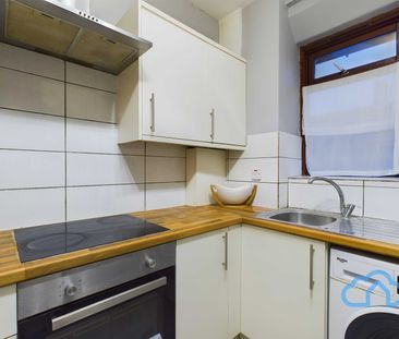 RM3 Poynders Gardens | Clapham | London | SW4 8PD - Photo 6