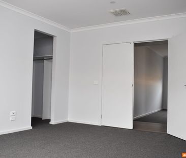 A Dream Home Packed With Potential! - Photo 4