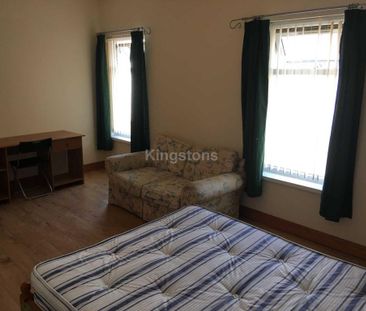 5 bedroom terraced house to rent - Photo 4