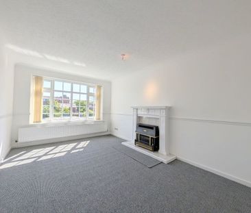 Let – Rivington Close, Birkdale Village – Two Bedroom Apt - Photo 2