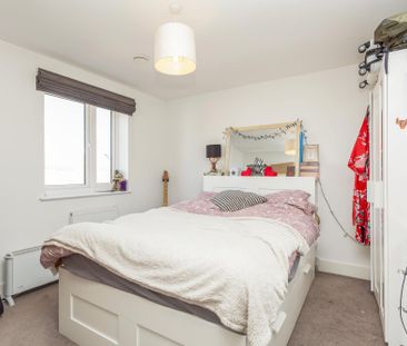 2 bedroom apartment to rent Hanbury Lane, Haywards Heath, RH16 - Photo 3