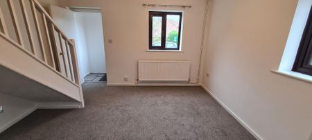 1 bedroom terraced house to rent - Photo 2