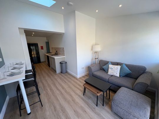 BRAND NEW - DOUBLE ENSUITE - Photo 1