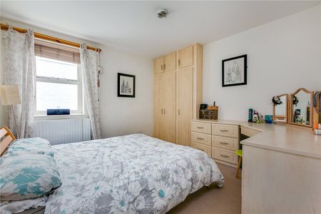 Lavender Hill, SW11, London - Photo 3