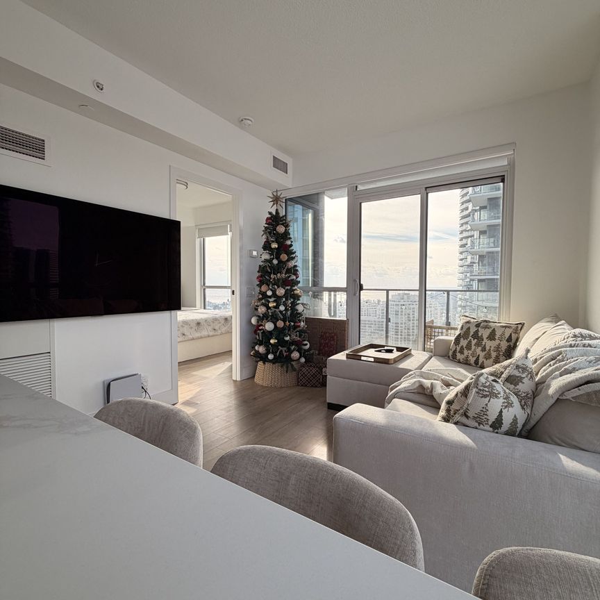 For Lease - 2200 Lakeshore Boulevard Unit# 2304, Toronto, Ontario - Photo 1