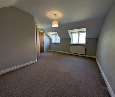 2 bedroom semi-detached house to rent - Photo 3
