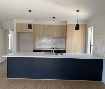 BRAND NEW HOME - This is the perfect home, in the perfect location.... - Photo 4