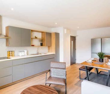 Ensuite Bronze - Photo 1