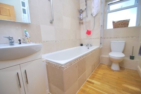 Grosvenor Bridge Road - Photo 5