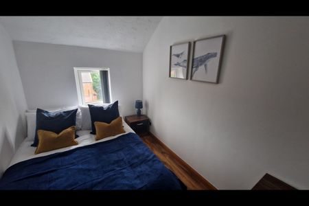 2 Bed Flat, Polygon Road, M8 - Photo 5