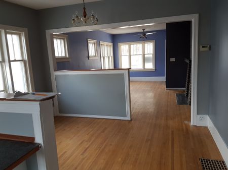 1411 KING 3 BEDROOMS - Photo 5