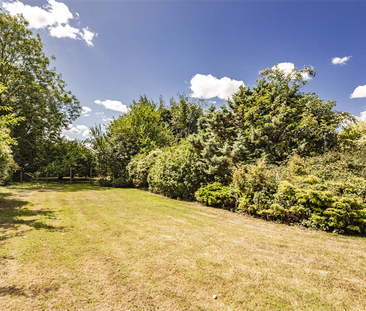 5 bedroom semi-detached house to rent - Photo 3