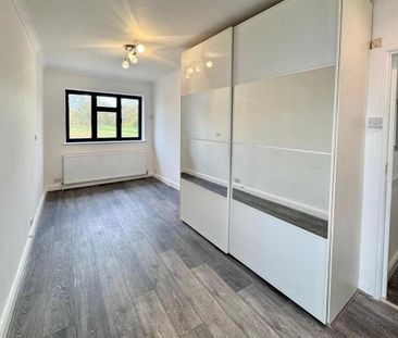 6 bedroom semi-detached house to rent - Photo 4