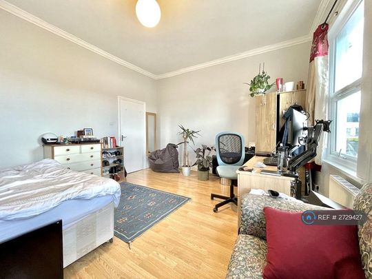 5 bedroom terraced house to rent - Photo 1