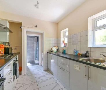 London Road, Isleworth, TW7 - Photo 4