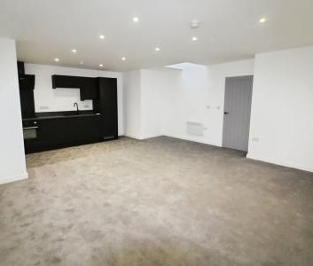 Tower Ramparts, Ipswich, IP1 - Photo 1