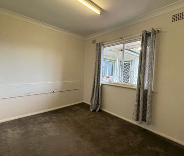 Convenient Unit - Photo 2