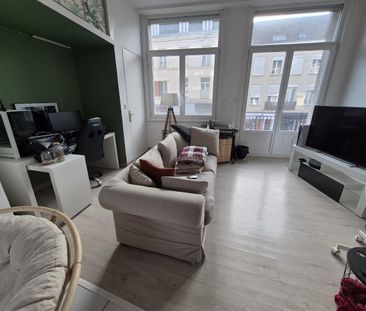 Location Appartement 63m² CAMBRAI 59400 - Photo 2