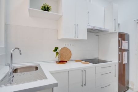 Beautiful room with balcony in Plaza Mayor - Photo 3