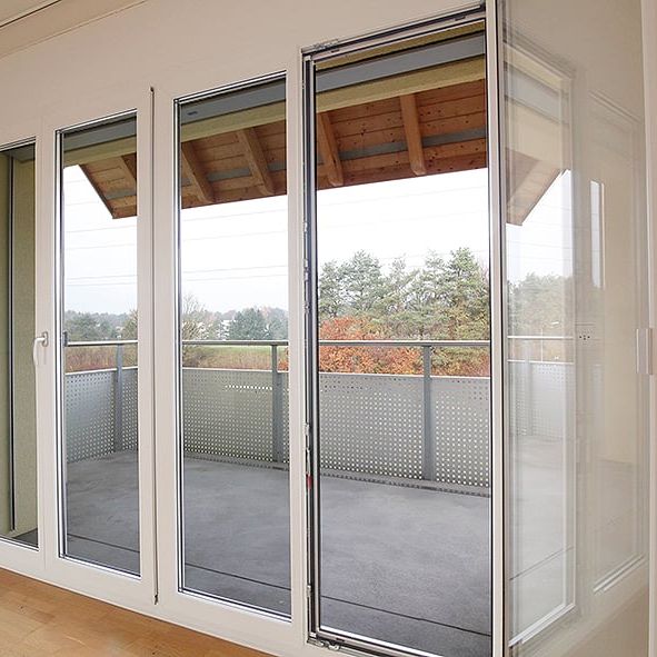 "Grosszügige Wohnung sucht neue Bewohner!" - Foto 1