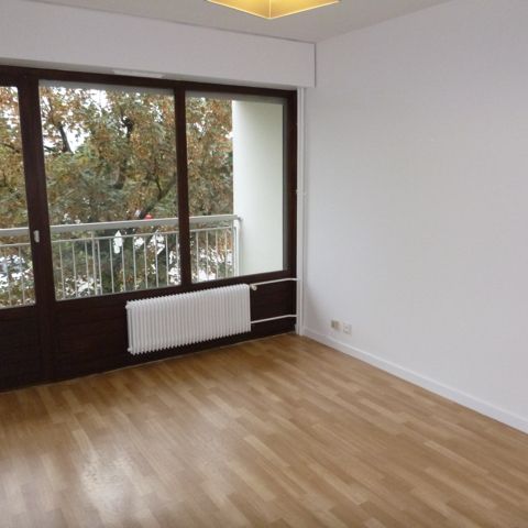 Location Appartement 2 pièces 43m² - Photo 1