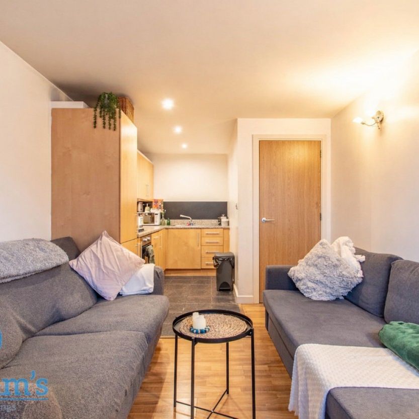 1 bed Apartment for Rent - Photo 1