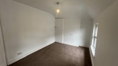 Caer Road, Oswestry - Photo 4