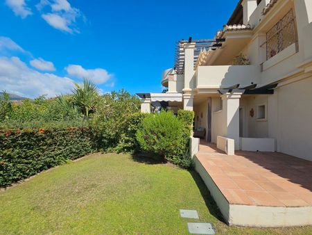 Piso de alquiler en Calle la Pacheca Alta, 22, Benahavís pueblo - Photo 2