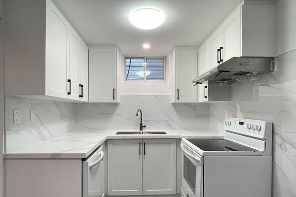 For Lease - 236 Colborne Avenue Unit# lower, Richmond Hill, Ontario - Photo 1